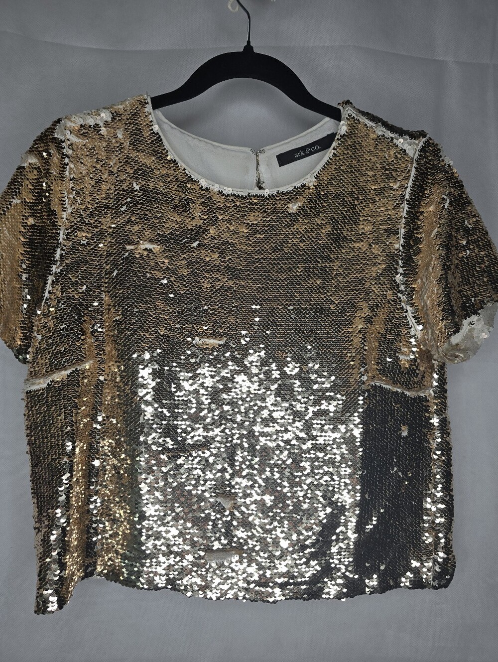 Ark & Co Glam Top Reversible Gold Sequin Short Sleeve Keyhole Cutout Party Disco